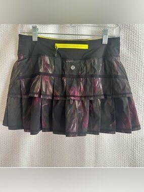 lululemon Pace Setter Midnight Iris Purple Yellow Floral Skort Skirt Size:4